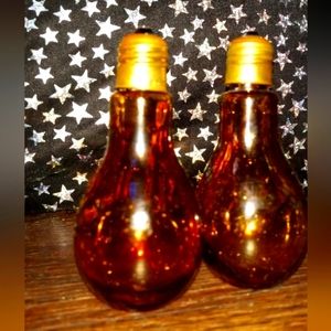 UNIQUE VINTAGE LIGHTBULB SALT & PEPPER SHAKERS